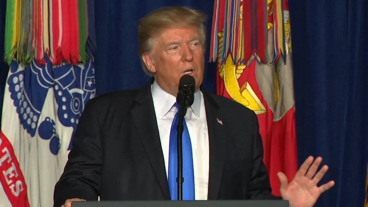 Trump stuurt weer troepen naar Afghanistan: 'We gaan terroristen doden'