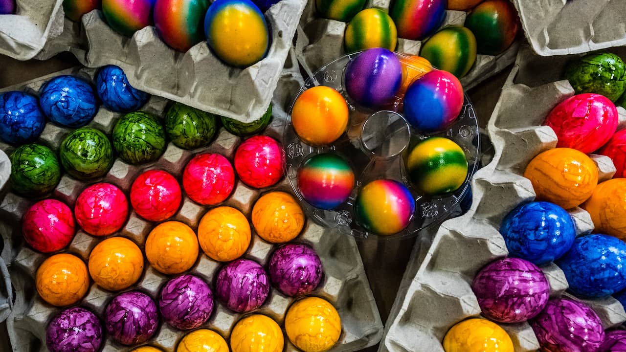 Prijzen (paas)eieren hoger dan ooit, we eten er geen eitje minder | Economie NU.nl