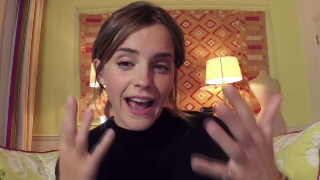 Beeld uit video: Emma Watson maakt voor twee dollar het leven van voorbijgangers beter