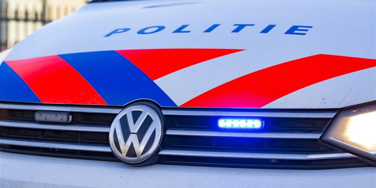 Ongeluk met auto op A16 bij Breda, meerdere weggebruikers bekeurd na negeren rood kruis