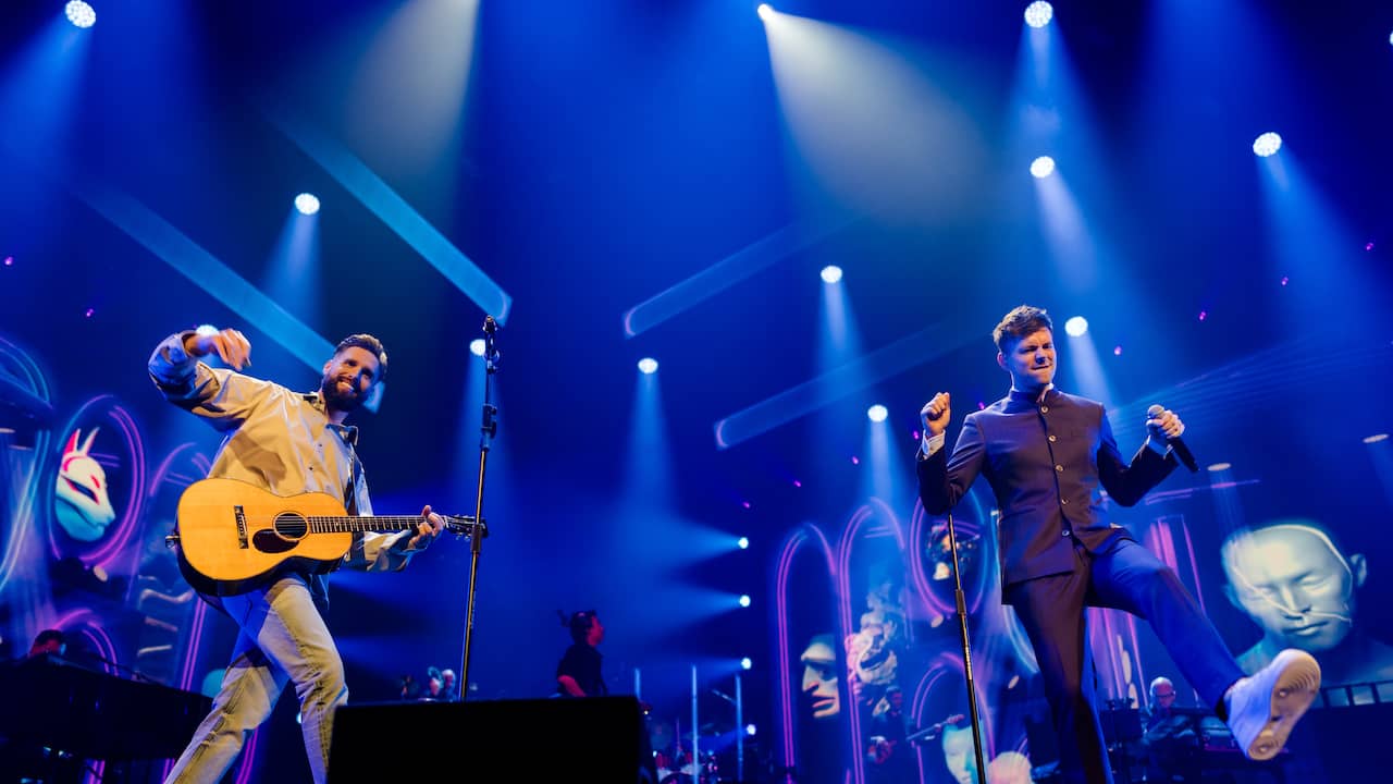 “Nick & Simon Bid Farewell with Emotional Last Concert Together in Rotterdam Ahoy”