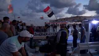 Twintig mensen gered van zinkende migrantenboot bij de Syrische kust