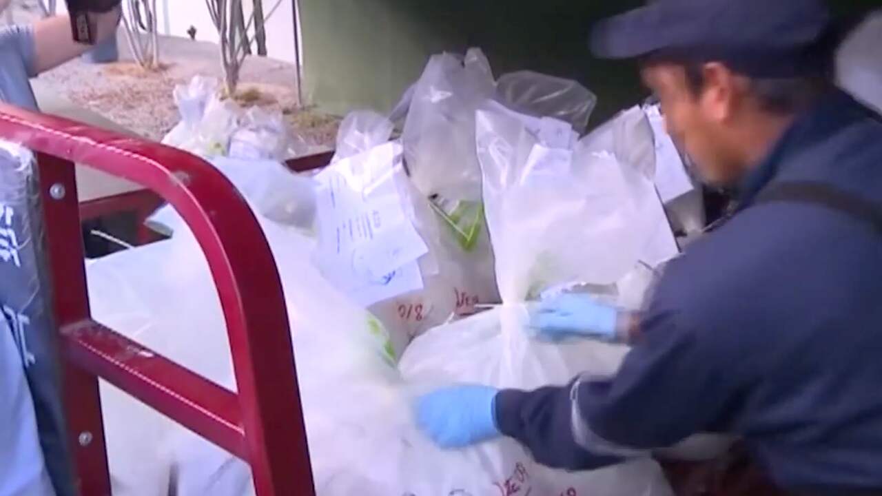 Beeld uit video: Ruim 8.000 kilo drugs in Peru verbrand in grote oven