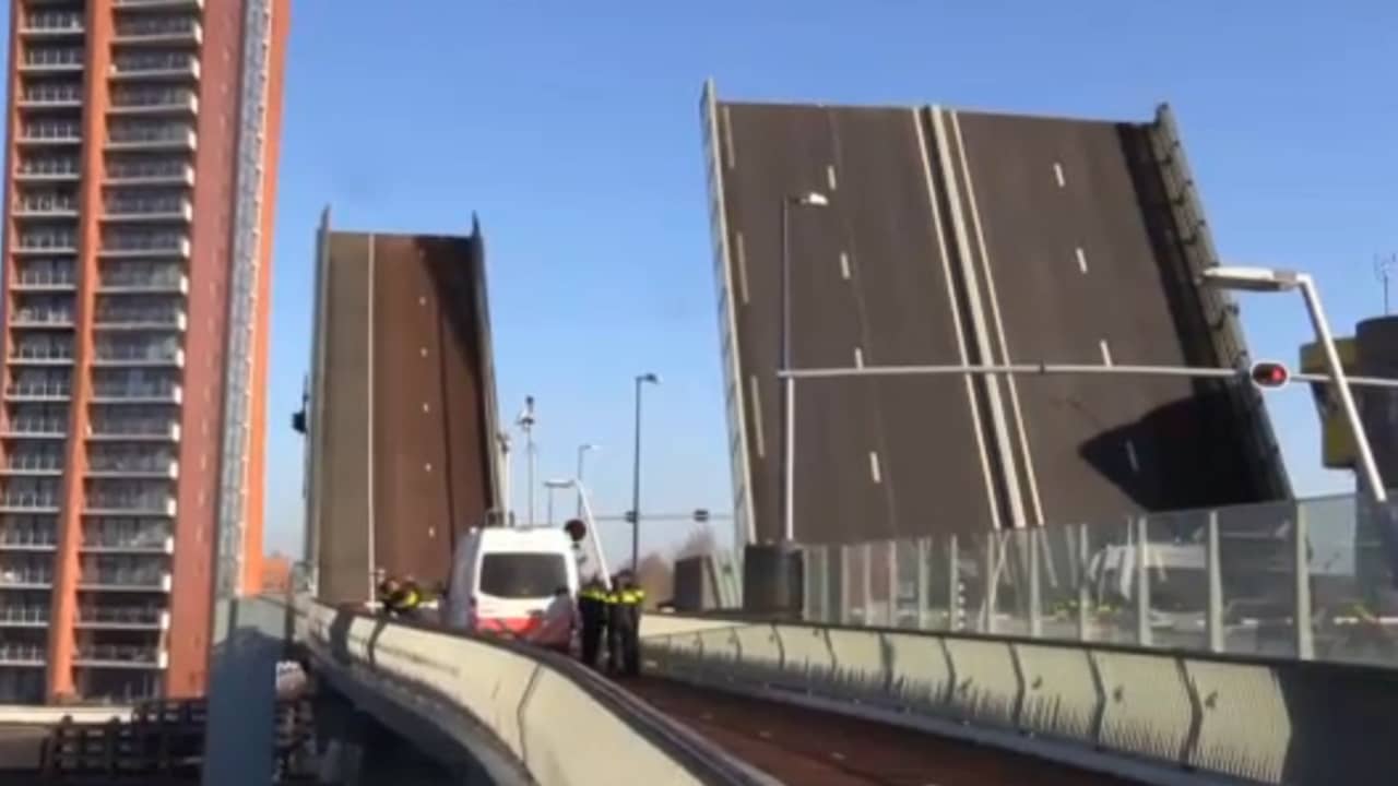 Fietser vorig jaar overleden na val van brug