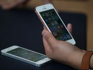 'Nieuwe iPhone SE verschijnt in mei zonder koptelefoonaansluiting'