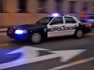 Man steelt politiewagen in Ohio nadat hij gereanimeerd wordt na overdosis