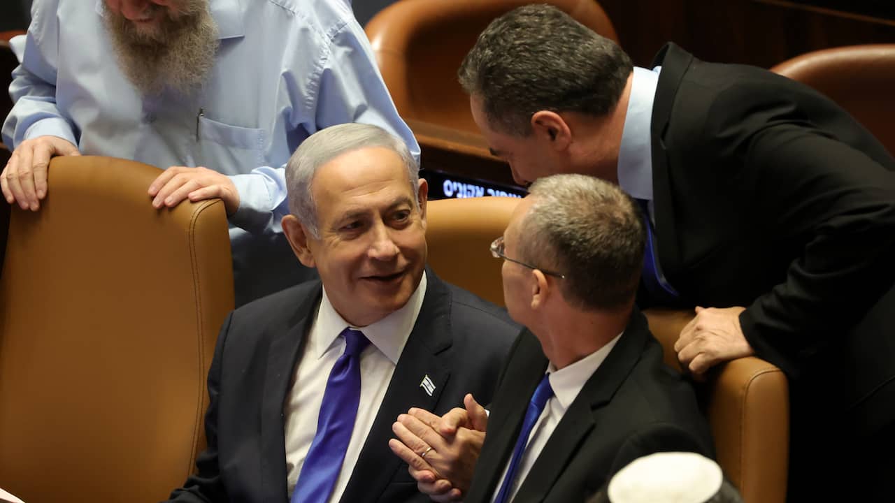 Israeli parliament passes controversial law limiting judges’ powers |  Abroad