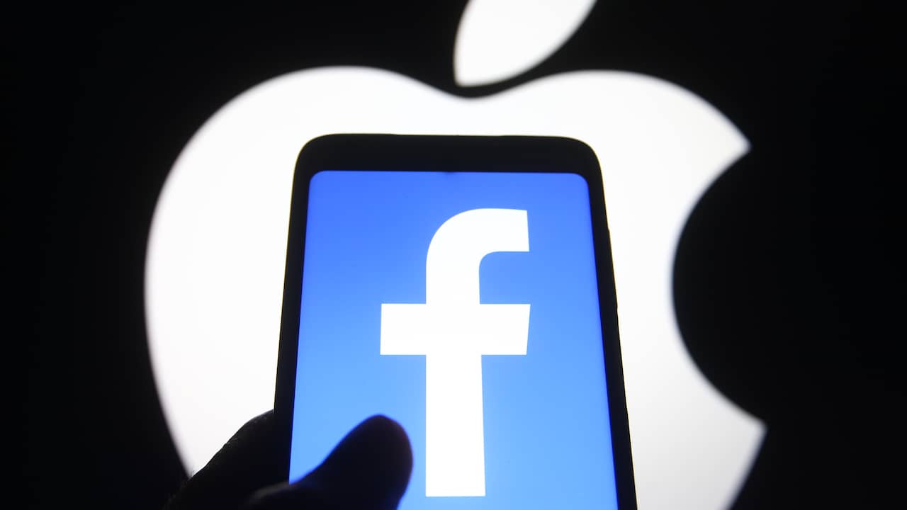 Teen Hacker May Have Stolen Apple User Data and Meta |  NOW