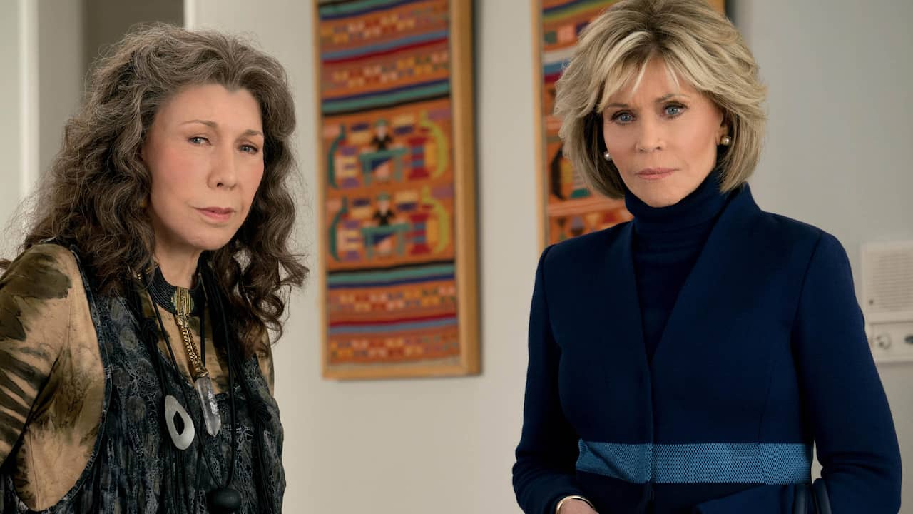 Grace And Frankie Cast Read Live New Script Together Last Season Teller Report