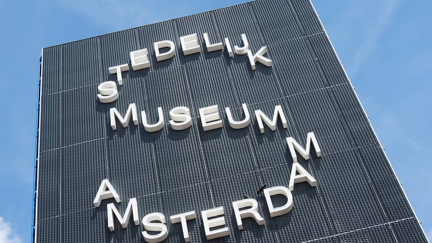 Stedelijk Museum ontvangt geld van Mondriaan Fonds voor kunstaankopen