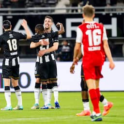 Live Eredivisie | Reacties na doelpuntrijke voetbalavond met fors verlies AZ