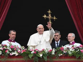 Paus staat in paasboodschap stil bij oorlogen in Gaza en Oekraïne