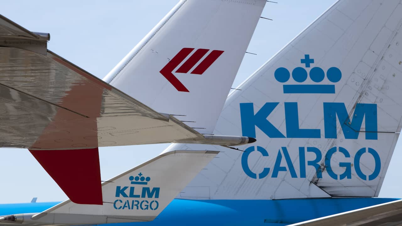 KLM Pilots Announce Strike Over Integration Dispute with Martinair