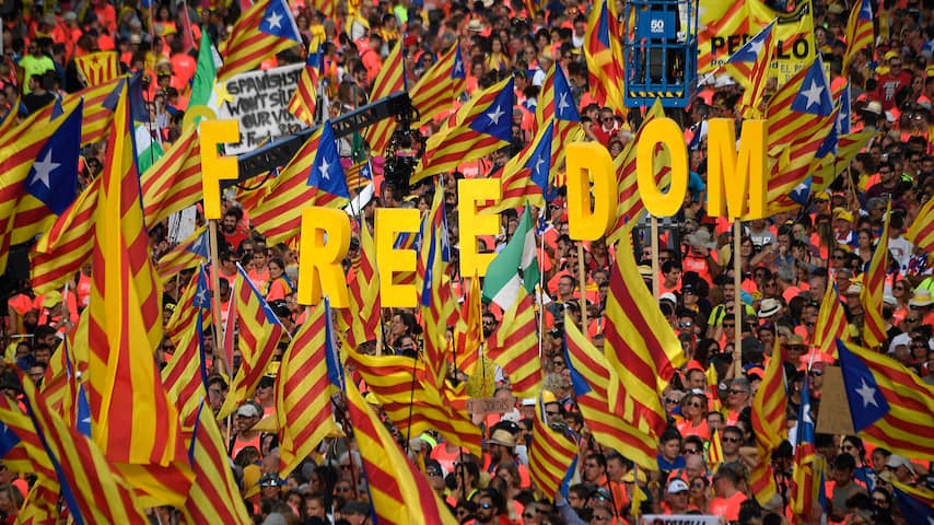 Miljoen Catalanen doen mee aan demonstratie voor onafhankelijkheid