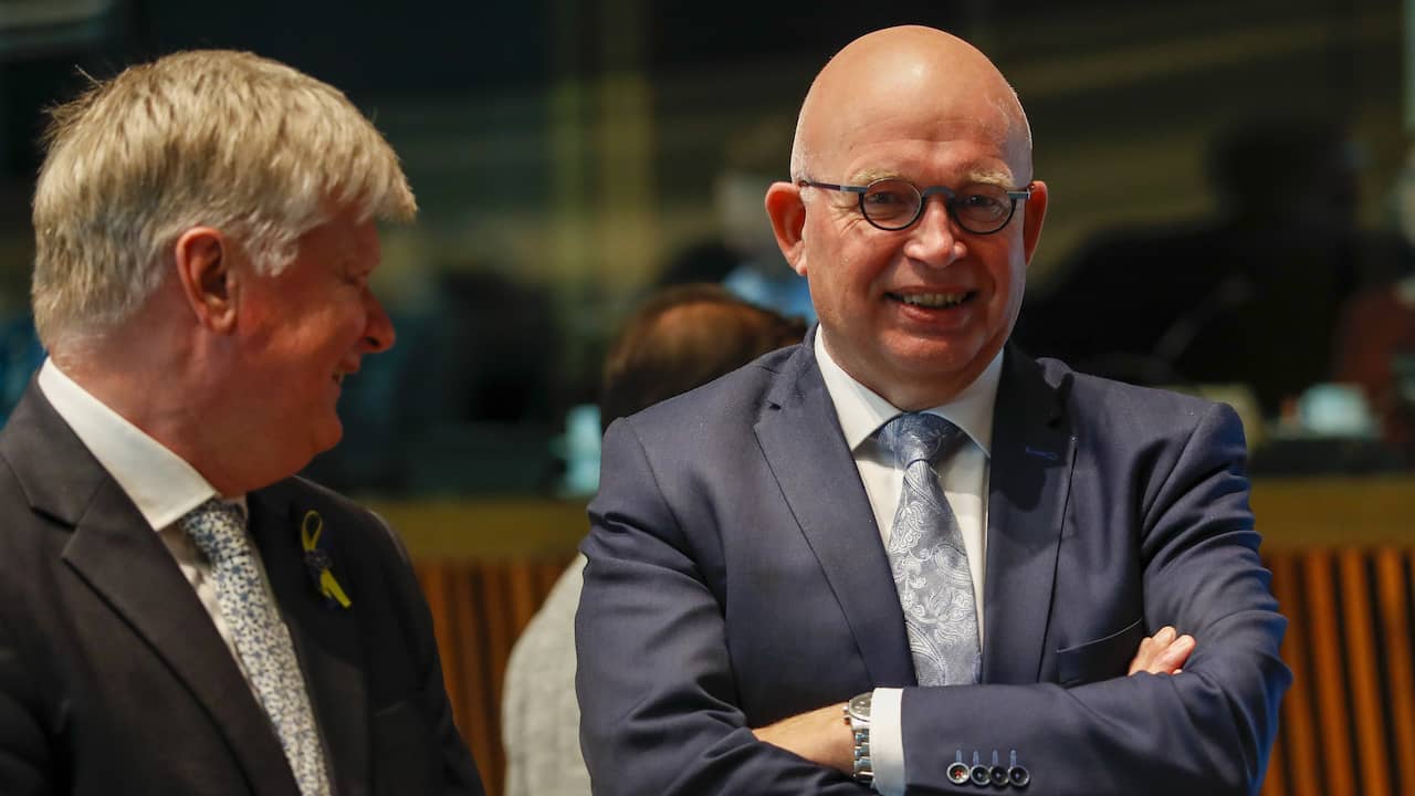 Landbouwminister Staghouwer schrapt partijbezoek aan boer vanwege intimidatie - NU.nl