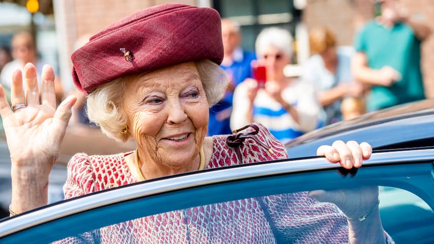 Prinses Beatrix Opent Tentoonstelling In Nieuwe Kerk Over Moeder ...