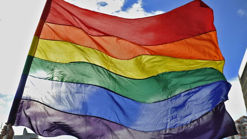 'Homostel in Nieuw-West met de dood bedreigd door buurtbewoners'