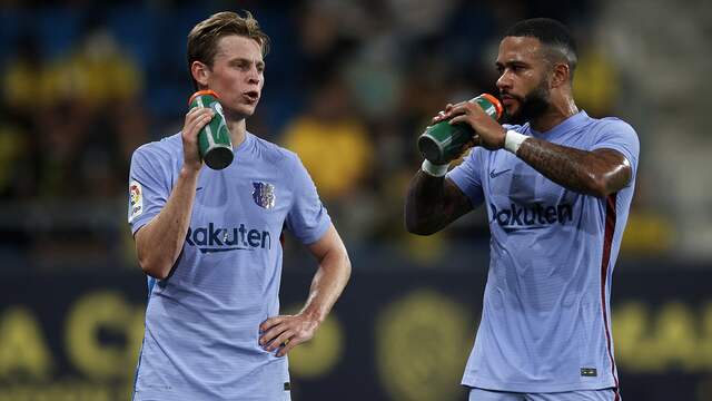 Frenkie de Jong (die zelfs rood kreeg) en Memphis Depay konden het verschil ook niet maken tegen Cádiz.