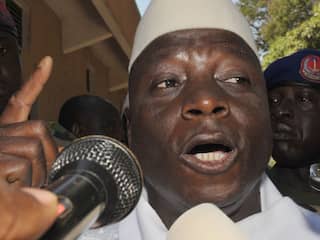 Gambiaanse minister keert omstreden president Jammeh de rug toe