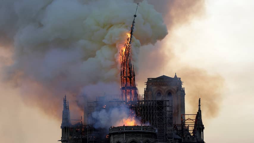 Frankrijk schrijft architectuurwedstrijd uit voor herbouw toren Notre-Dame
