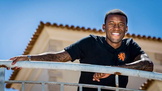 Georginio Wijnaldum na de training van Oranje in Portugal.