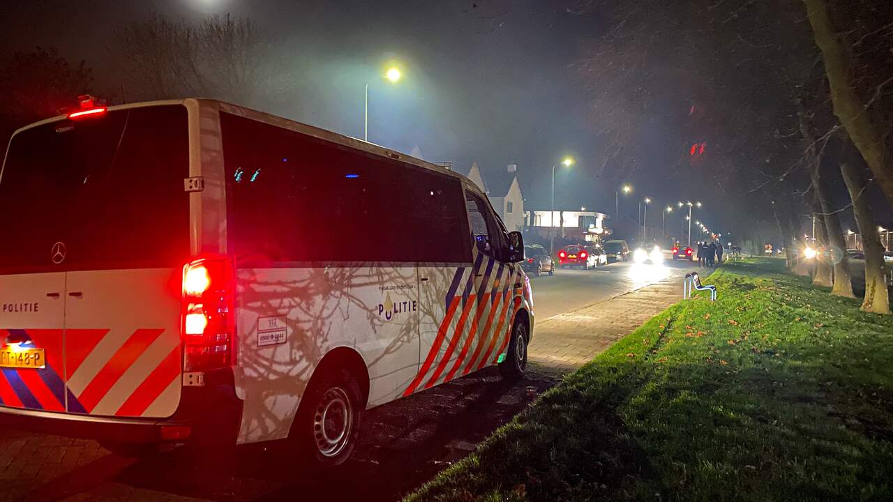 Group of young people with fireworks causes unrest in Urk |  NOW