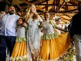 Amalia laat haar dansmoves zien tijdens bezoek aan Bonaire