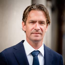 Bas van 't Wout (VVD) volgt Eric Wiebes op als minister van Economische Zaken Bas van 't Wout (VVD) volgt Eric Wiebes op als minister van Economische Zaken
