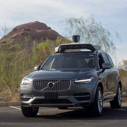 Uber moet kiezen: software zelfrijdende auto aanpassen of Waymo-deal