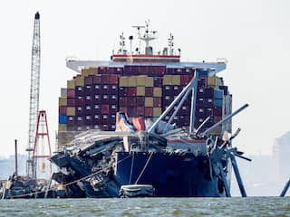 Zeven weken na instorten brug Baltimore zit bemanning nog op het schip