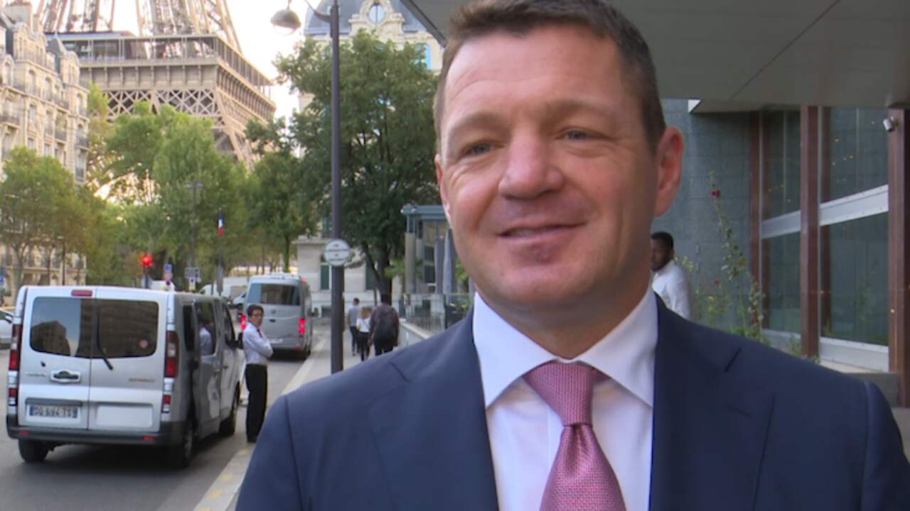 Beeld uit video: KLM-CEO Elbers: 'Why not Nederlander als topman'