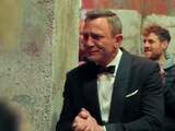 Daniel Craig bedankt crew Bond-films in emotionele toespraak