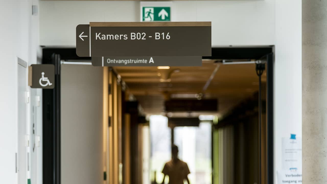 Tolk Kan worden genegeerd Recyclen Onderzoek naar corruptie Zwolse ziekenhuis Isala richt zich op Duits bedrijf  | Binnenland | NU.nl