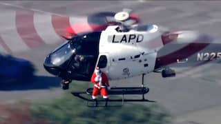 Kerstman ruilt rendieren in voor helikopter in Los Angeles