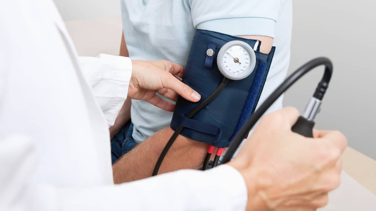 Omgaan morgen Cerebrum Waarom het belangrijk is om af en toe je bloeddruk te meten | Gezondheid |  NU.nl