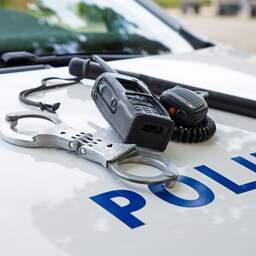 Oplichters benaderen vrouwen op Facebook-pagina van politie: 'Hondsbrutaal'
