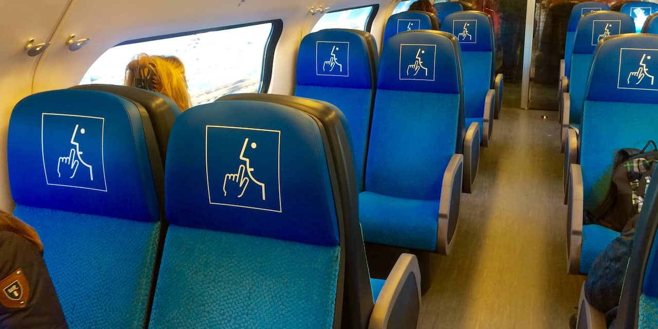NS gaat reizigers met stoelenlogo's wijzen op stiltecoupés