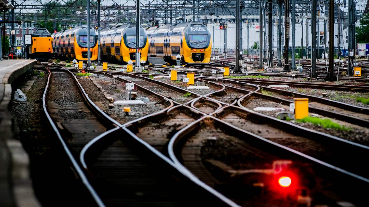 Close Agreement Between Fnv And Prorail Rail Strikes Suspended For The Time Being Teller Report