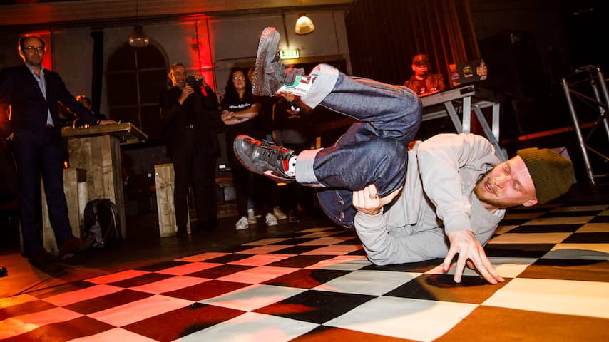 Breakdance Debuteert Als Olympische Sport Op Spelen Van 2024 In Parijs ...