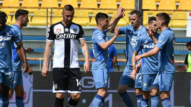Vreugde bij Atalanta na een van de goals in Parma.