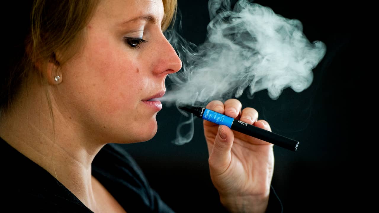Draak pomp Leeuw E-sigaret helpt beter bij stoppen met roken dan andere middelen | Overig |  NU.nl