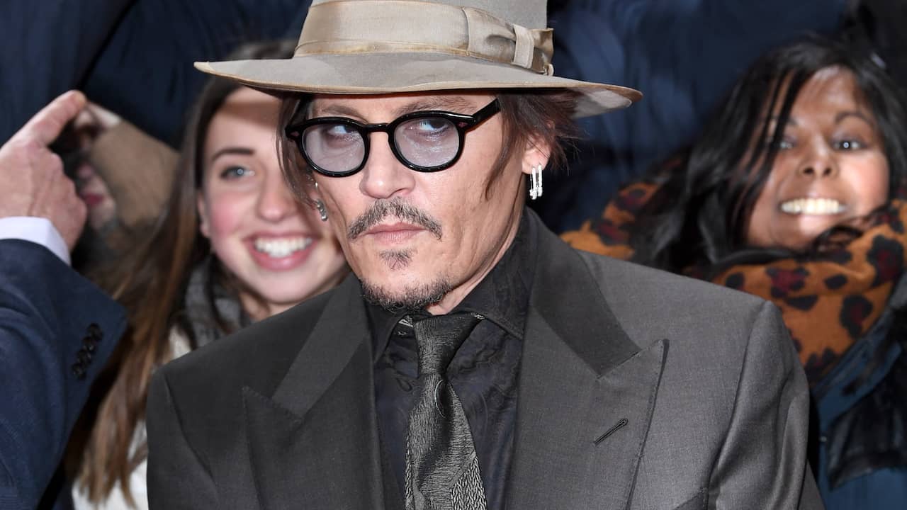 Johnny Depp Is Withdrawing From Fantastic Beasts At The Request Of Warner Bros Teller Report