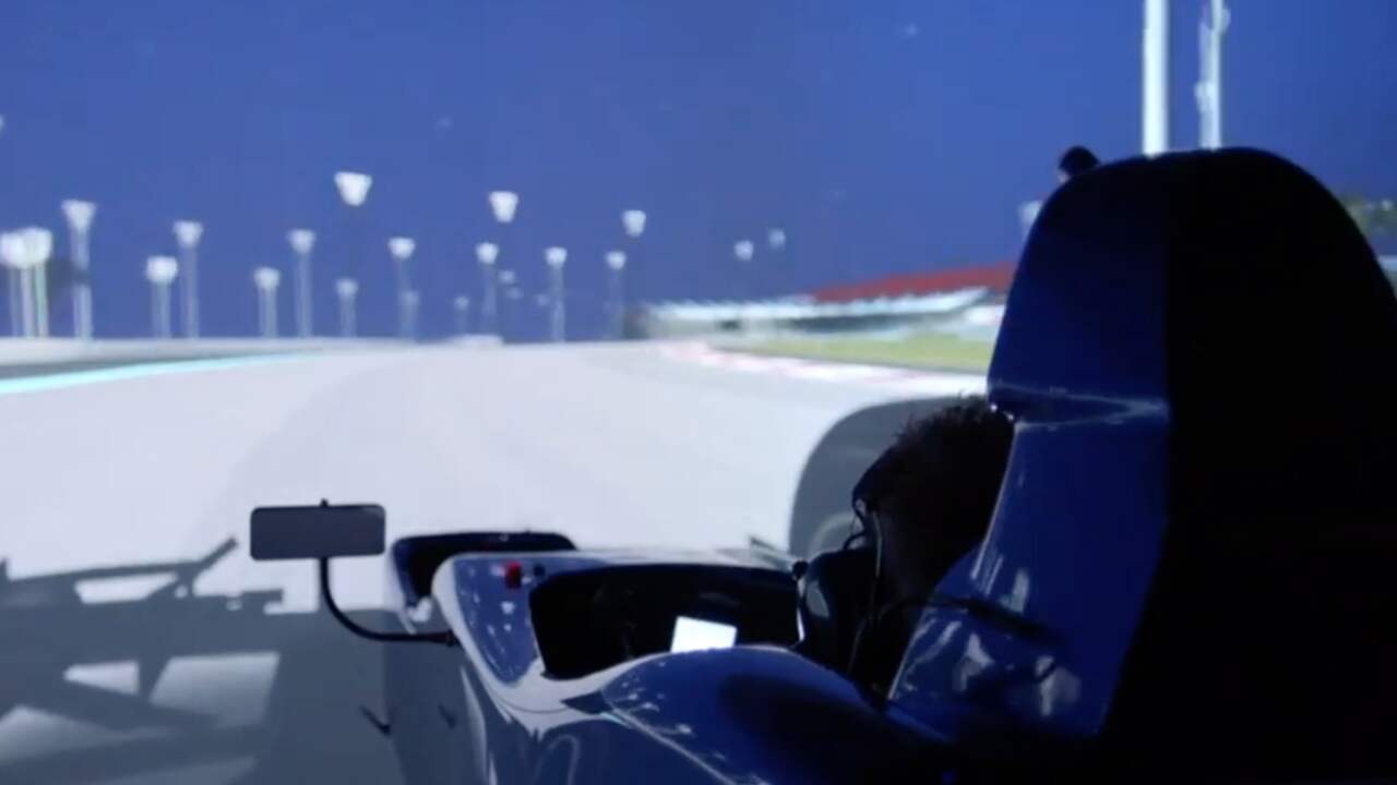 Beeld uit video: Nederlander wint plek als virtuele F1-coureur voor McLaren