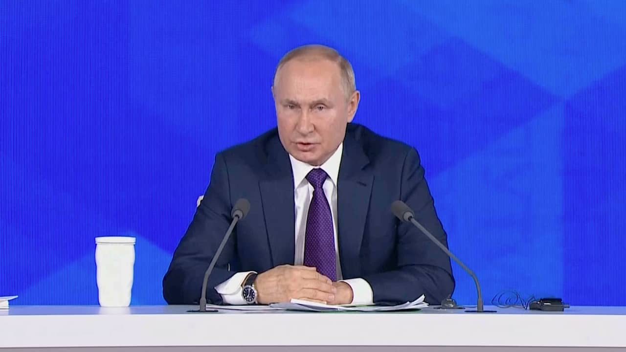 Beeld uit video: Poetin stelt harde eis aan Westen: 'Ik wil onmiddellijk garanties'