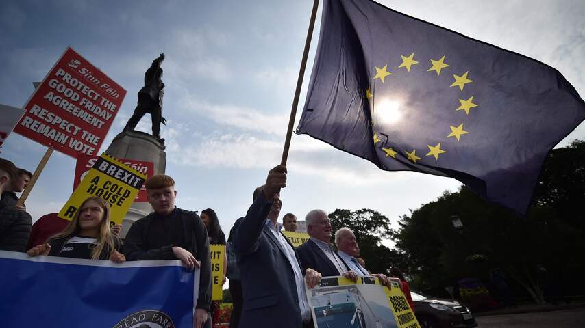 Militanten Noord-Ierland trekken na Brexit steun aan vredesakkoord in