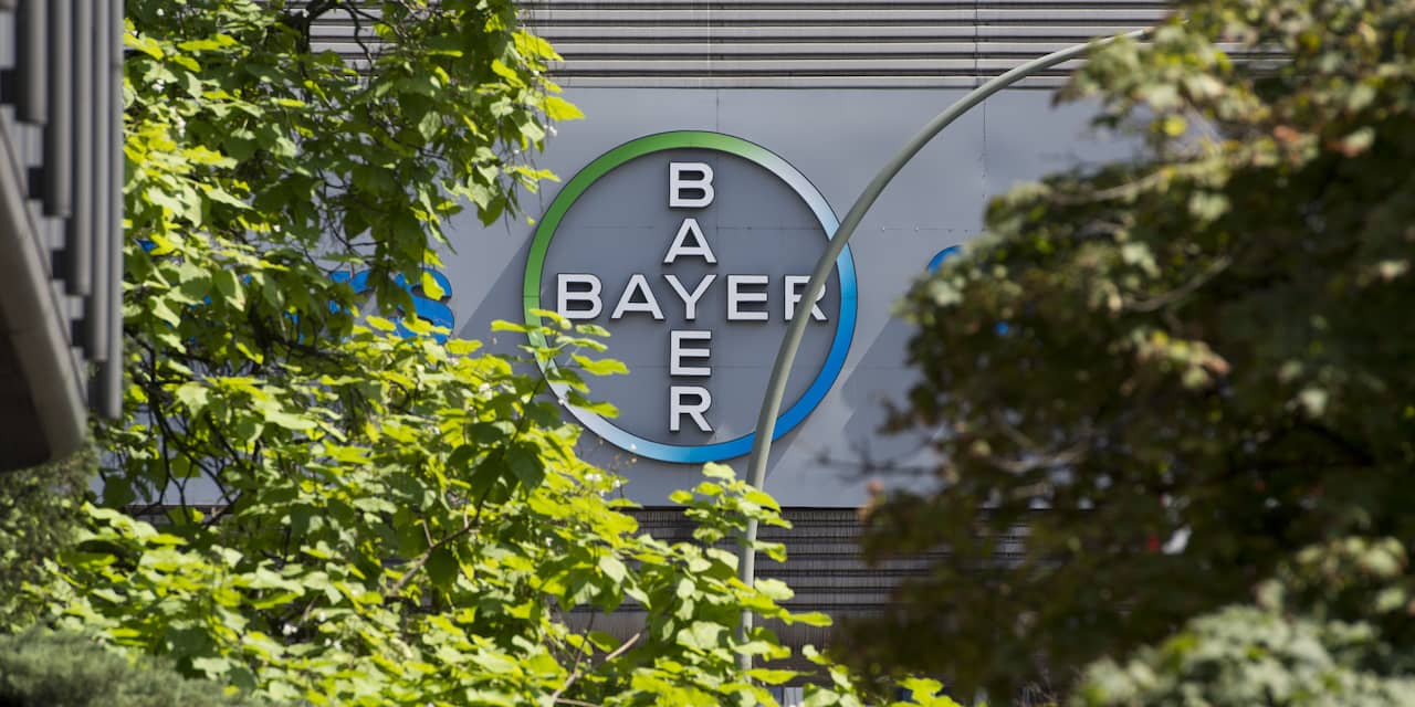 Bayer stelt winst- en omzetverwachting naar beneden bij 