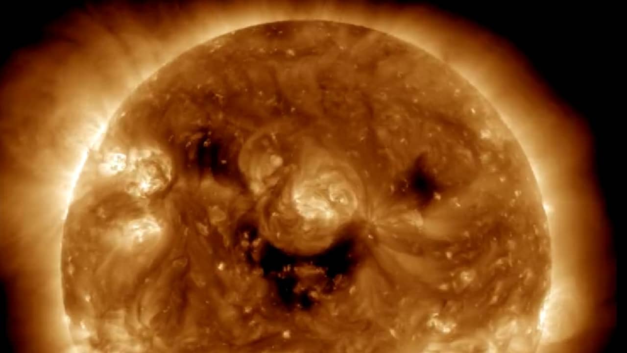 NASA Takes Photos of the Smiling Sun |  Tech