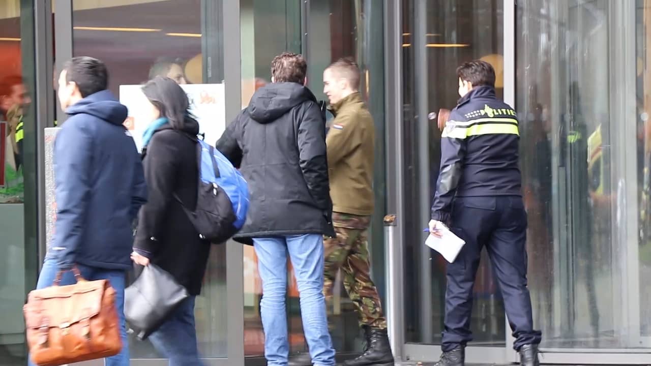 EOD en politie onderzoeken ING-kantoor na ontploffen bombrief