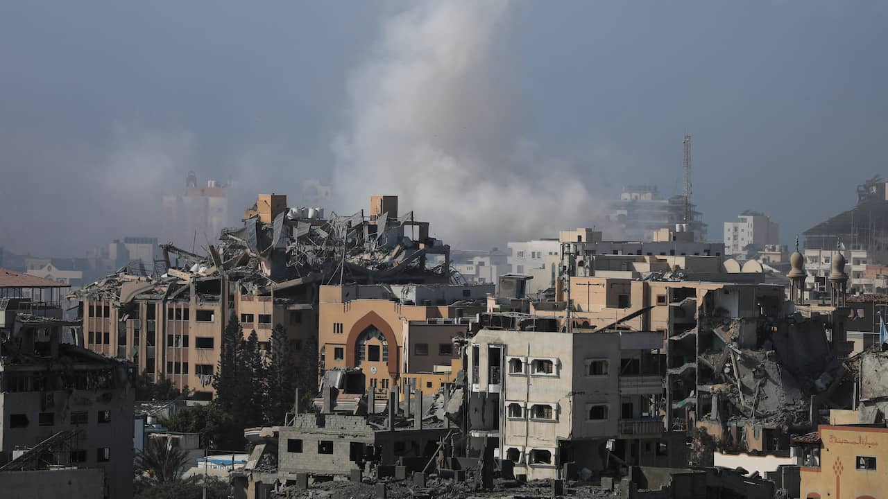 Israeli Soldiers Engaged in Heavy Fighting with Hamas in Gaza City ...