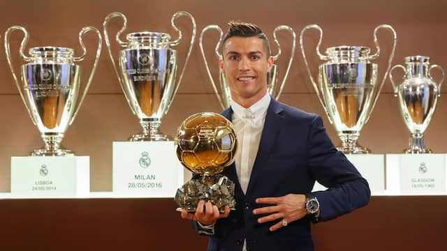 Cristiano Ronaldo wint voor vierde keer Gouden Bal | NU ...